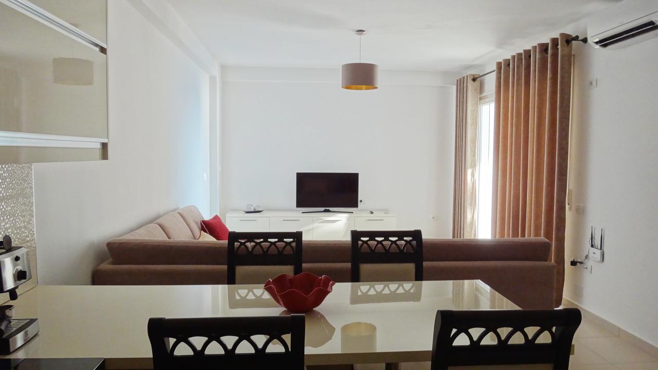 Apartments In White Residence Sarandë Exterior foto