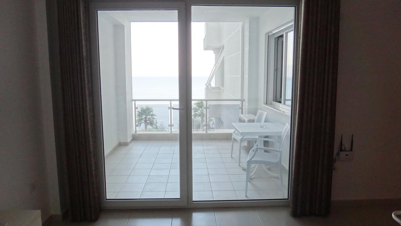 Apartments In White Residence Sarandë Exterior foto